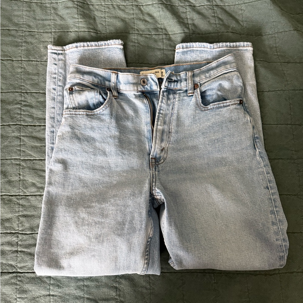 Abercrombie & Fitch Curve Love ultra high rise ankle straight jeans